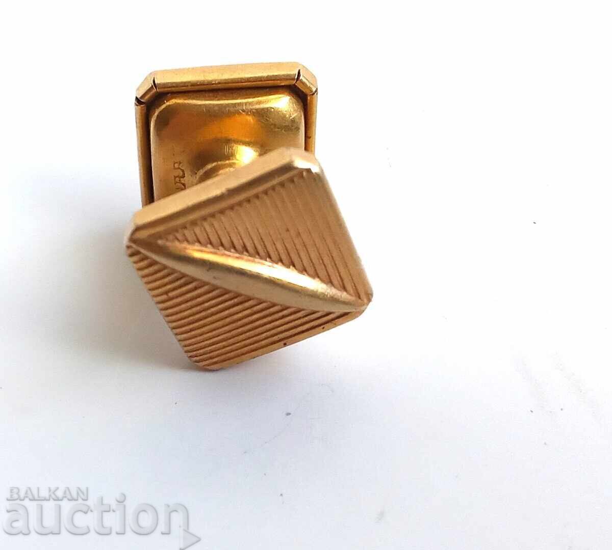 Μεταχειρισμένο Μανίκι 18Κ Επάργυρο Χρυσό με τιμή € 0.01 | 0.02 BGN