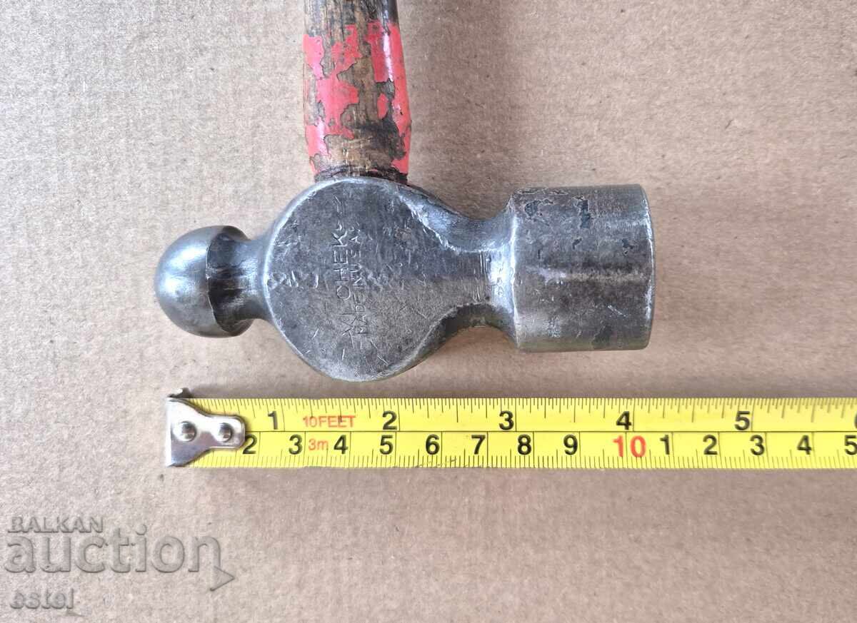 Auction Blacksmith's Profile Hammer - U.S.A Auction Blacksmith's Profile Hammer - U.S.A