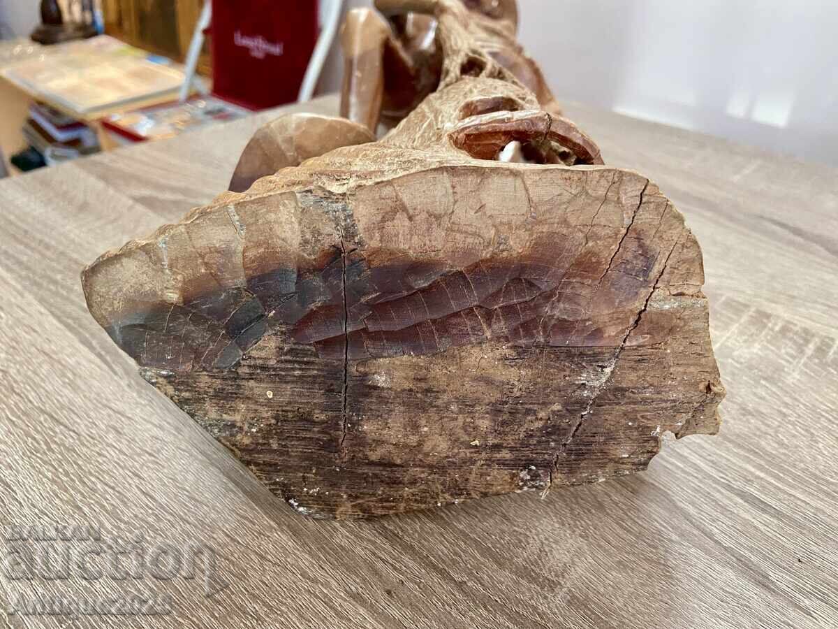 Sculptură vintage sculptată din lemn de tec — pescar cu plasă - 6