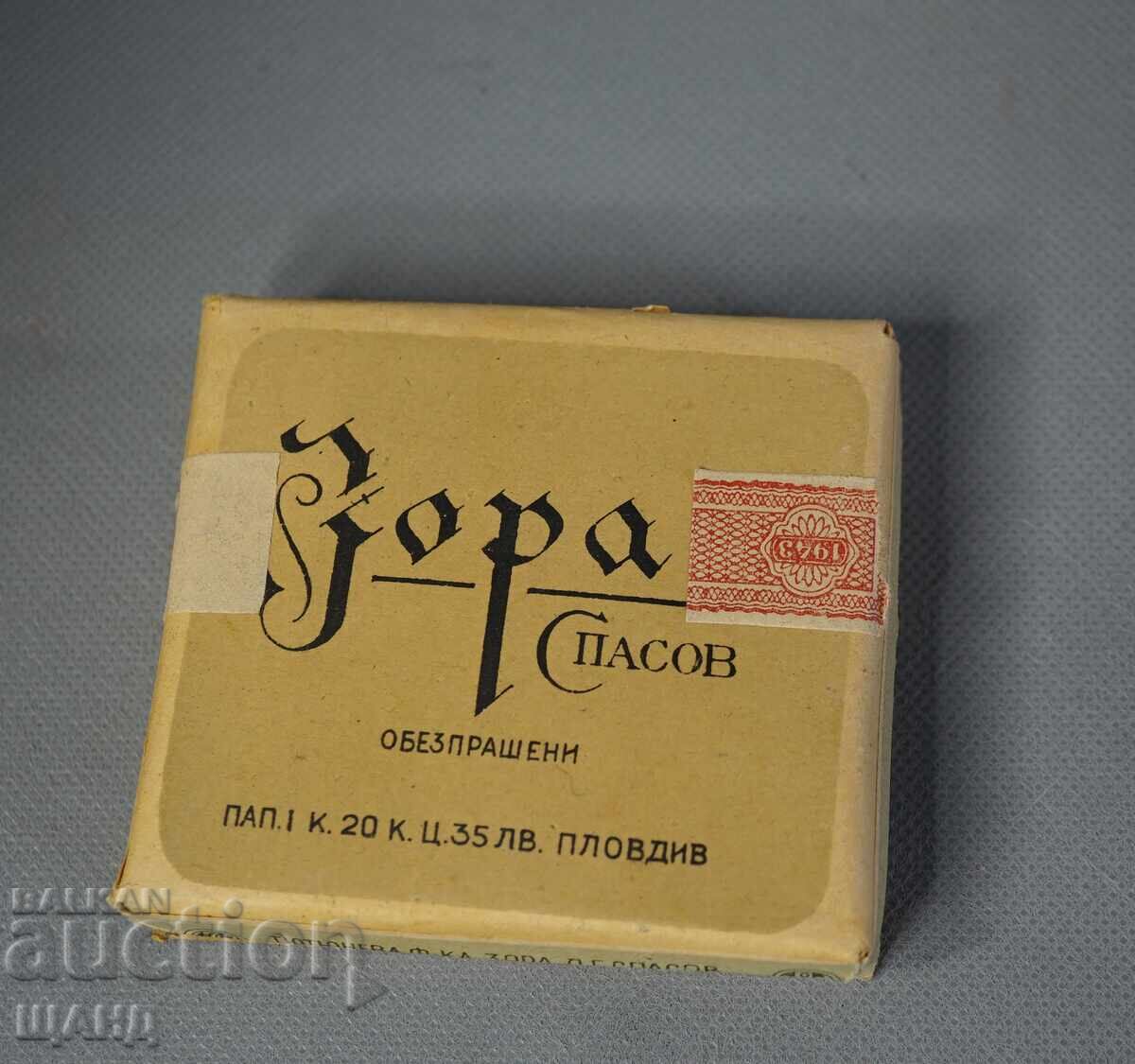 Cutie țigări Țarska cu Zoră S Pasov Plovdiv cu timbru fiscal