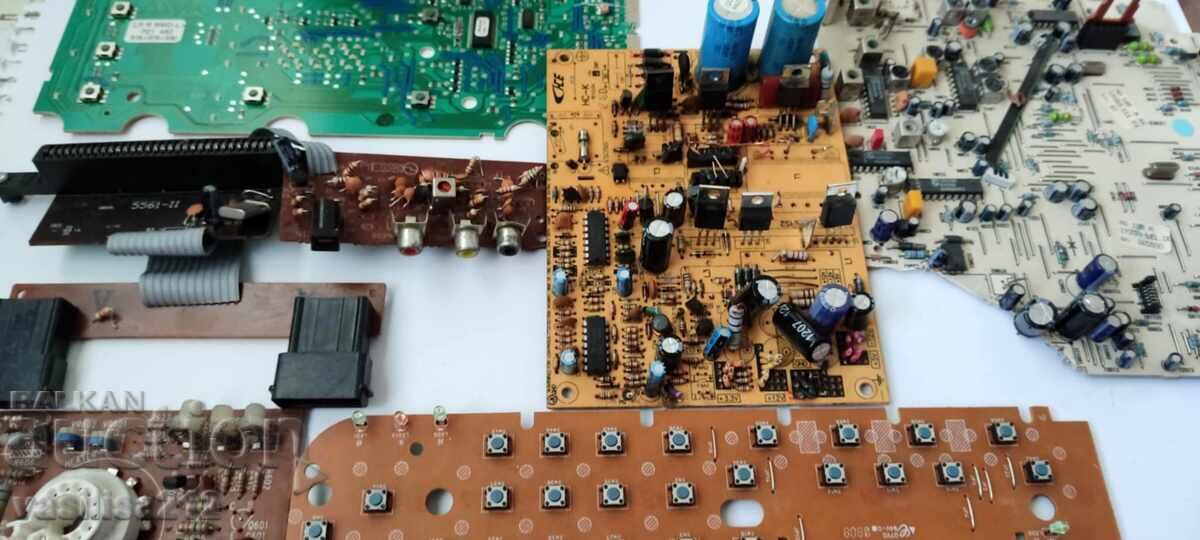 Ηλεκτρονικά σκραπ, πλακέτες κυκλωμάτων με τιμή € 1.00 | 1.96 BGN