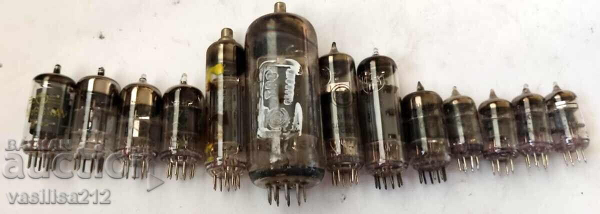 Vacuum tubes, lot