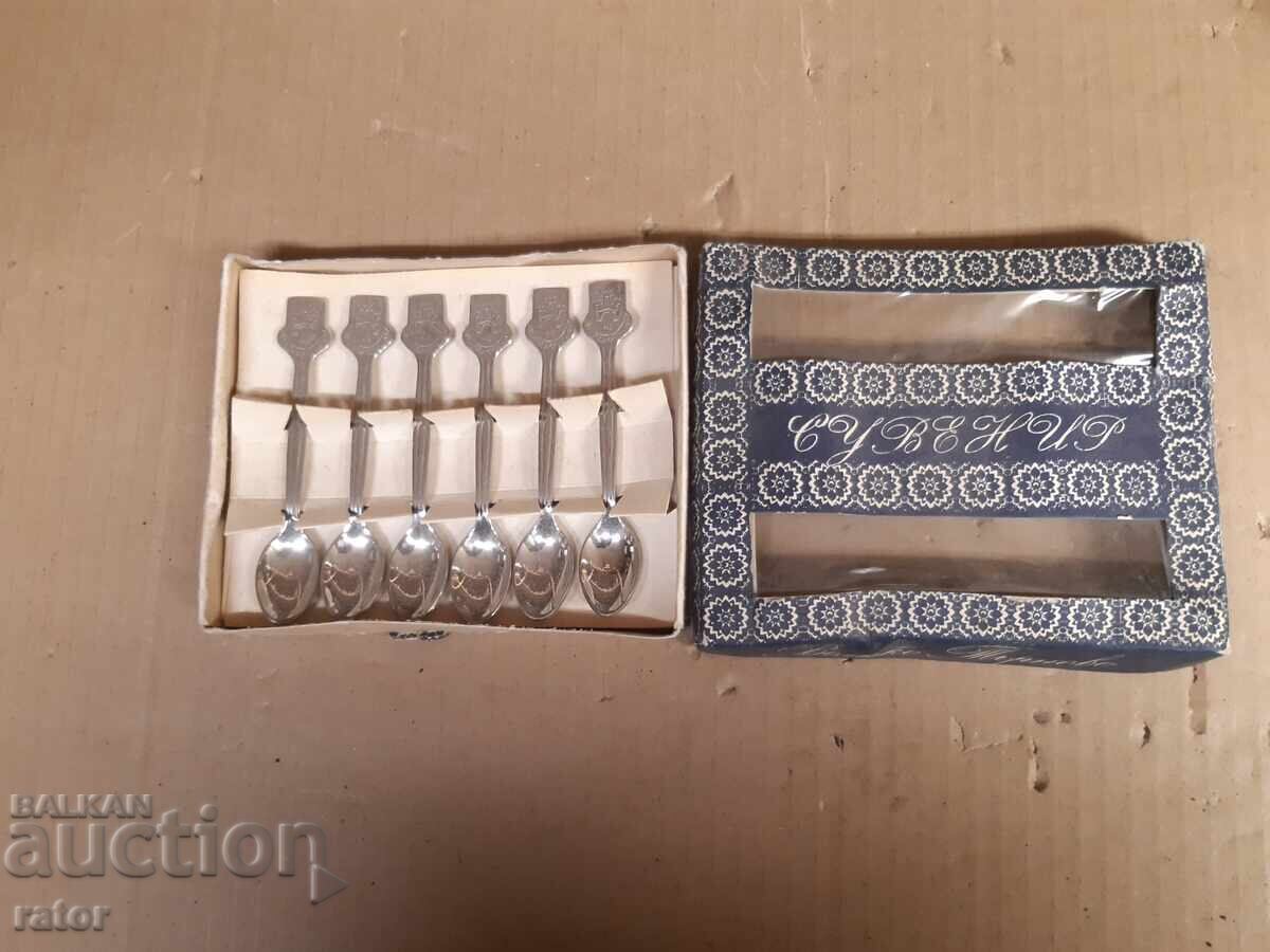 Komplekt ot 6  lyzhichki za kafe -  Veliko Tyrnovo . Suvenir