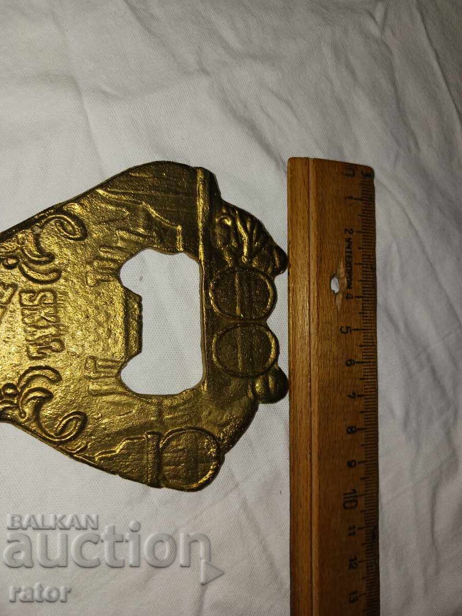 Livrarea Deschizător de sticle vechi, bronz masiv. RAR