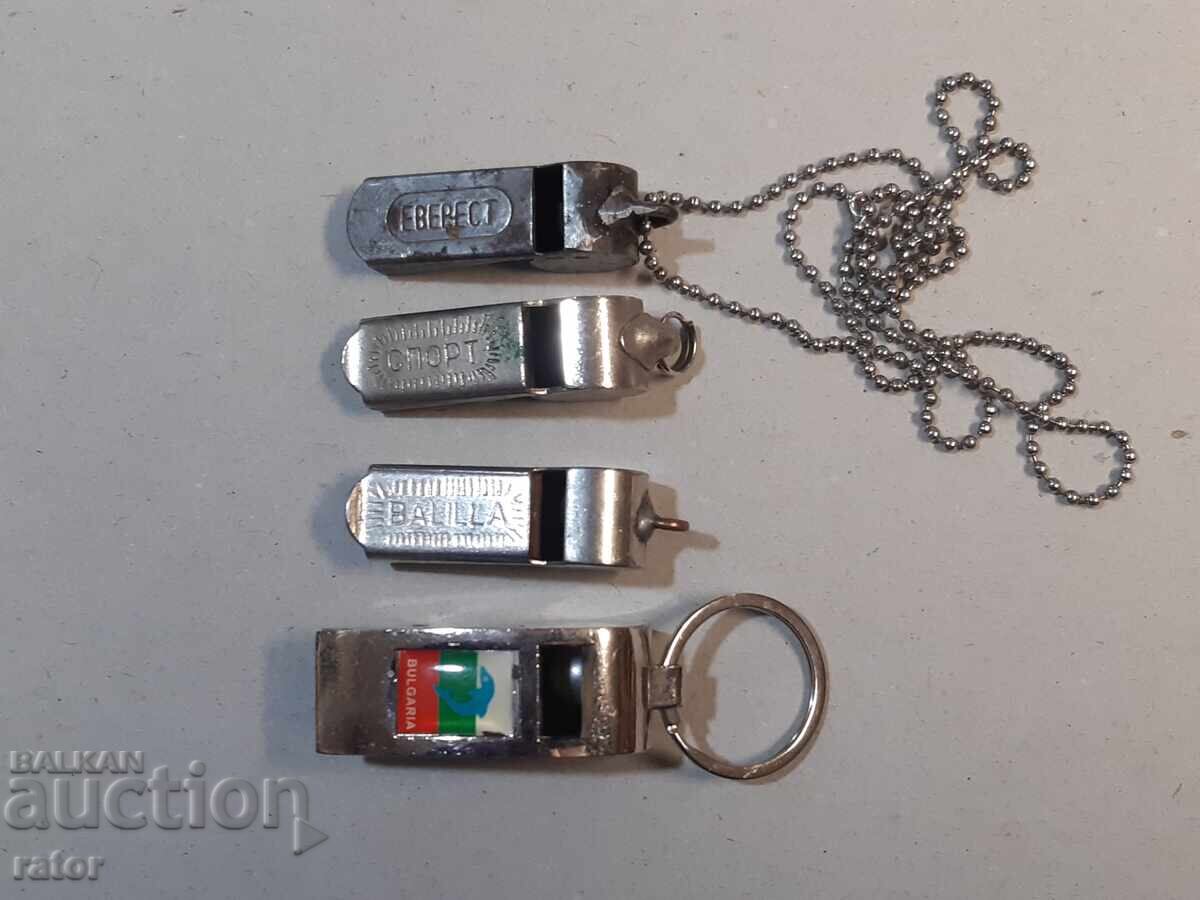 Metal vechi, fluiere de arbitru - 4 bucăți, fluier - deschizător de sticle