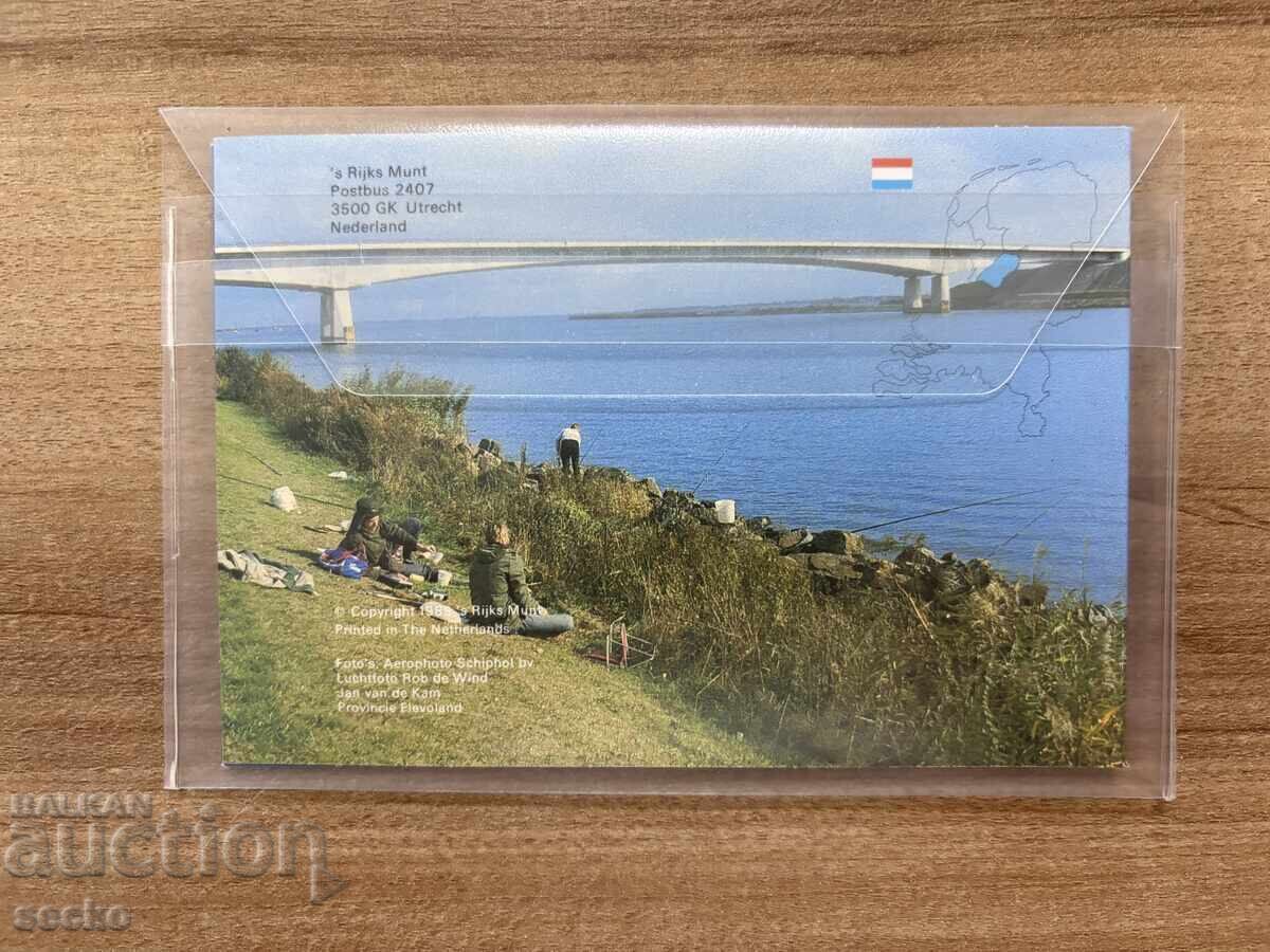 Ολλανδία - Σετ (1989) με τιμή € 7.50 | 14.67 BGN Ολλανδία - Σετ (1989) με τιμή € 7.50 | 14.67 BGN