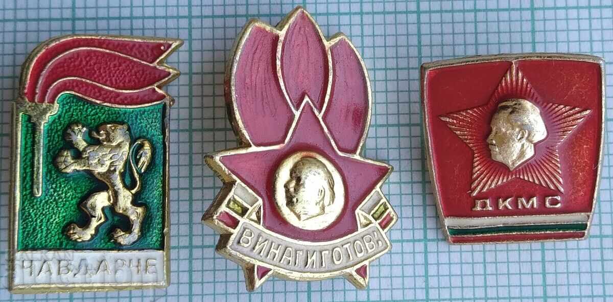 19347 Badges - Chavdarche Pioneer Komsomol - LOT of 3 pieces