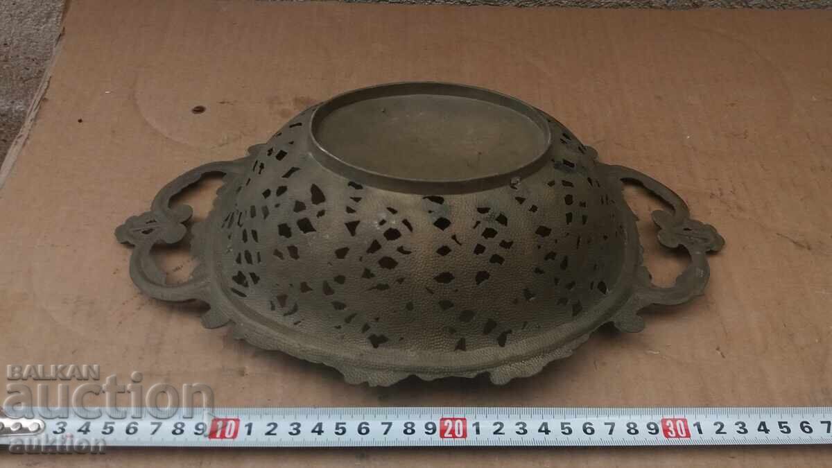 CUPĂ MASIVĂ DE BRONZ ARISTOCRATICĂ - 5 CUPĂ MASIVĂ DE BRONZ ARISTOCRATICĂ - 5