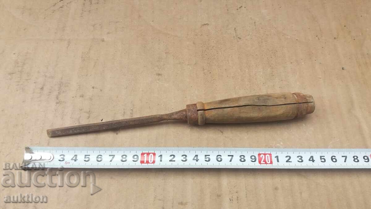 ОТВЕРТКА - СОЦ. МАСИВНА с цена € 0.99 | 1.94 лв. ОТВЕРТКА - СОЦ. МАСИВНА с цена € 0.99 | 1.94 лв.