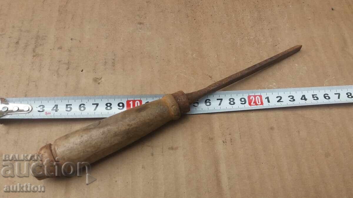 ОТВЕРТКА - СОЦ. МАСИВНА - 7 ОТВЕРТКА - СОЦ. МАСИВНА - 7