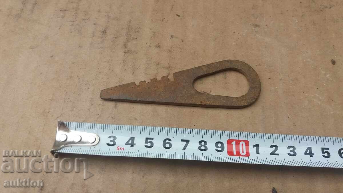 Аукцион ВОЕННА СОЦ. ОТВЕРТКА