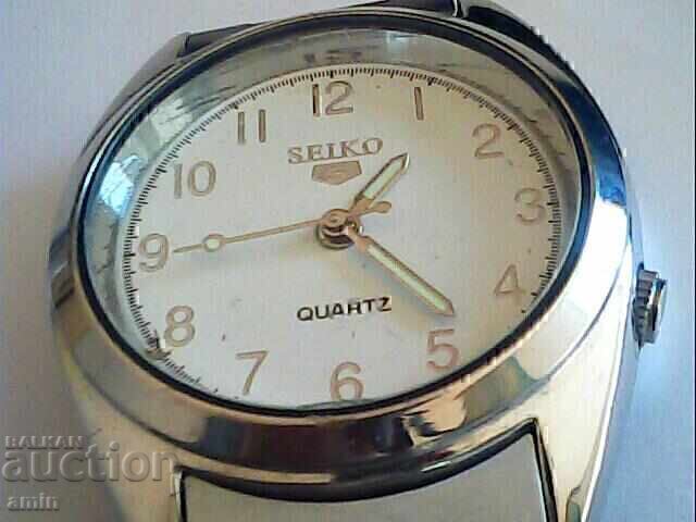 2 τεμ. 4 θήκη casio seiko με τιμή € 15.00 | 29.34 BGN