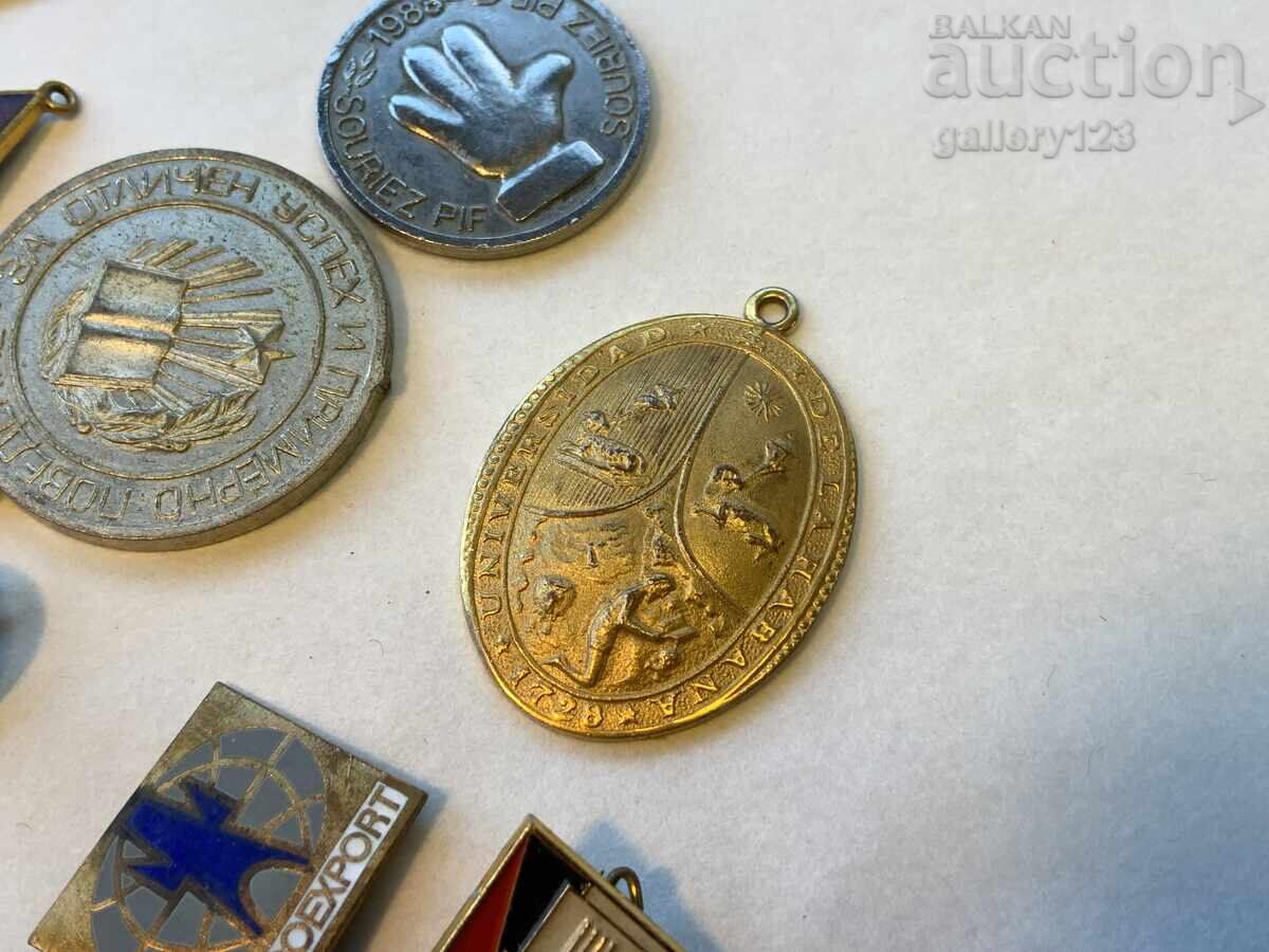 Lot of badges and medals with price € 0.30 | 0.59 BGN