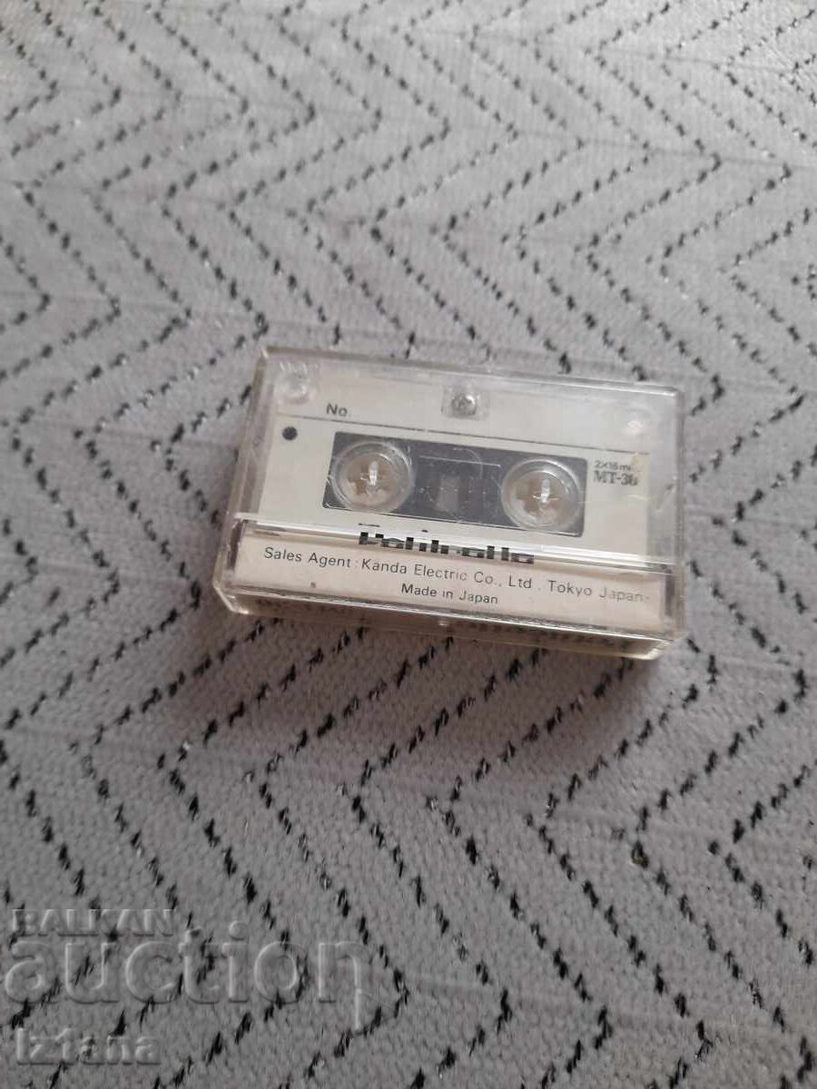 Стара микро касета Petitcette с цена € 15.00 | 29.34 лв. Стара микро касета Petitcette с цена € 15.00 | 29.34 лв.