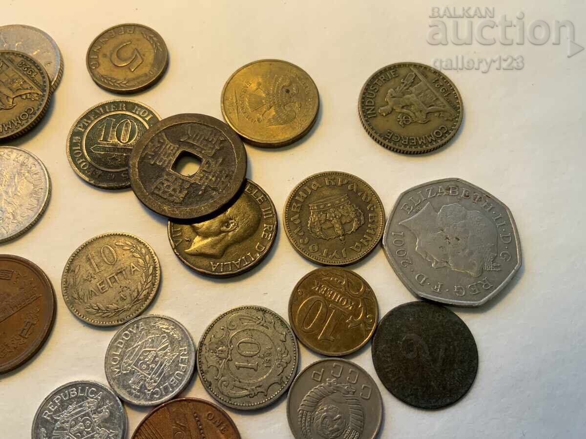 Лот монети с цена € 1.50 | 2.93 лв. Лот монети с цена € 1.50 | 2.93 лв.