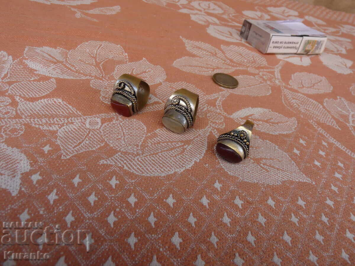 Стари бронзови пръстени - 6 Стари бронзови пръстени - 6