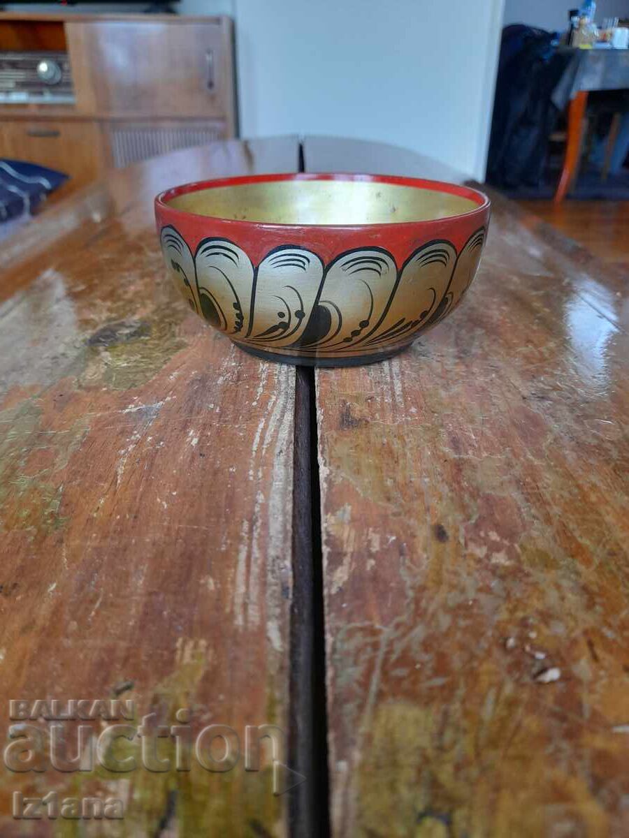 Veche farfurie de lemn, hohloma cu preț € 13.00 | 25.43 BGN