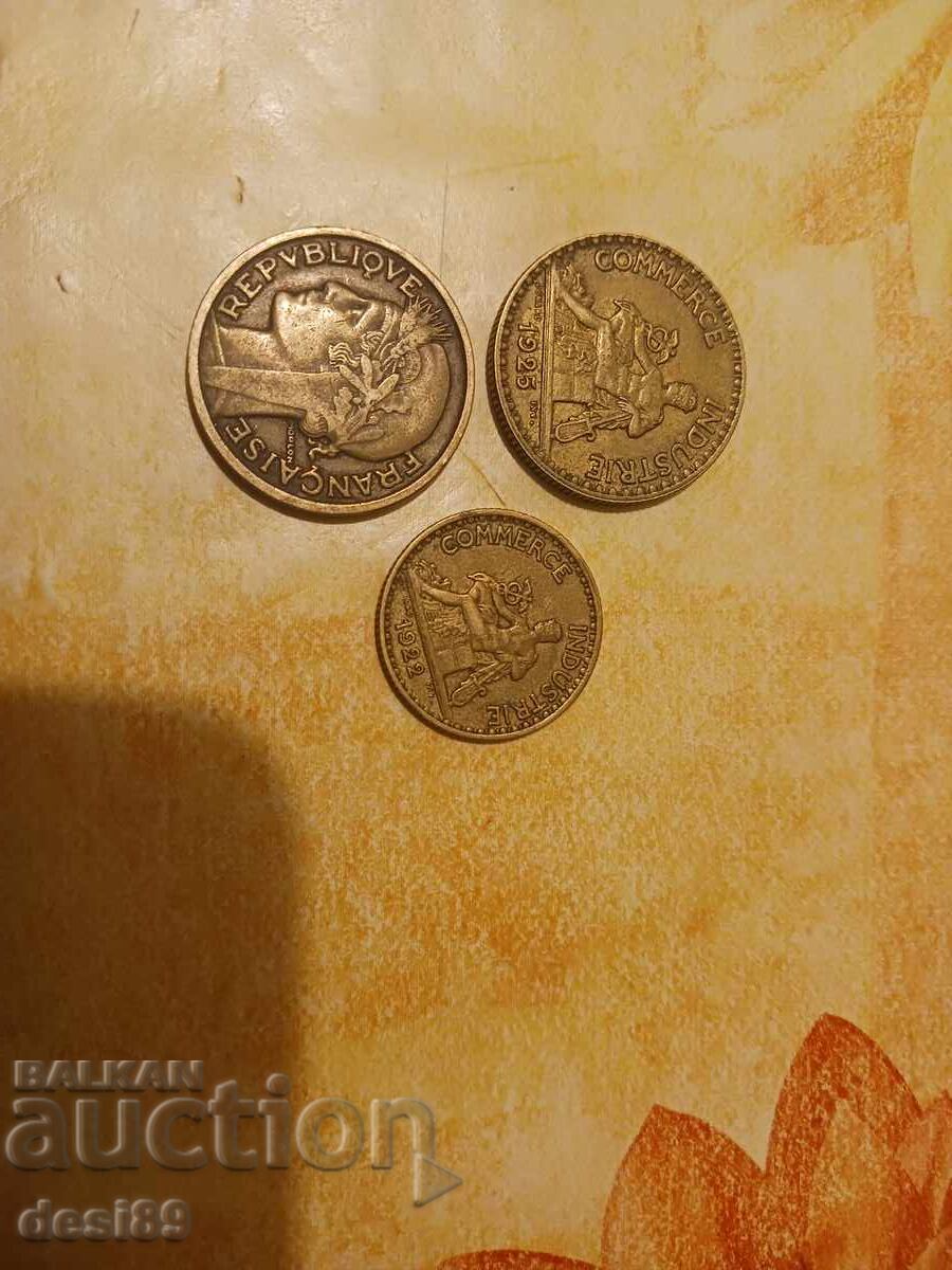 Παράδοση 3 τεμάχια γαλλικά Παράδοση 3 τεμάχια γαλλικά