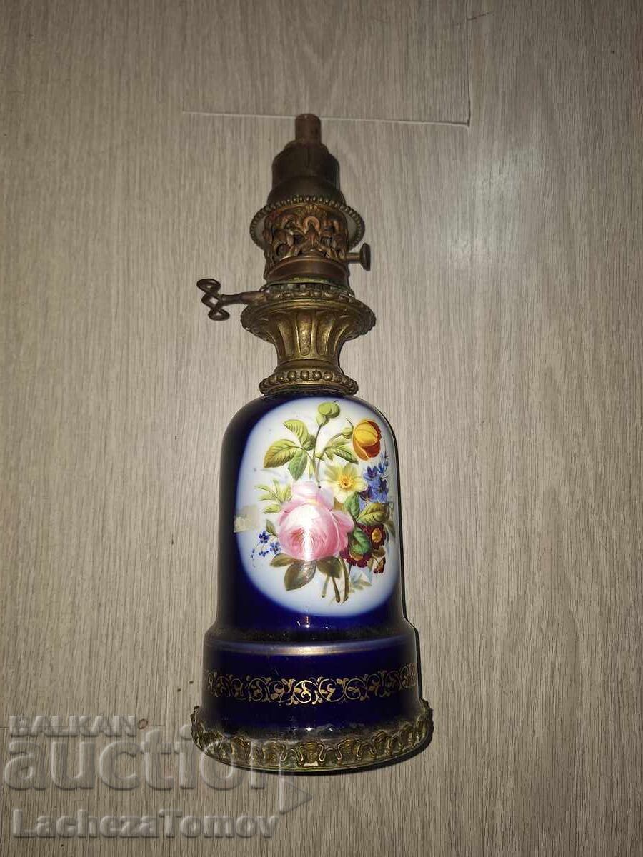 Lampă de gaz frumoasă Franța porțelan și bronz stare excelentă Lampă de gaz frumoasă Franța porțelan și bronz stare excelentă