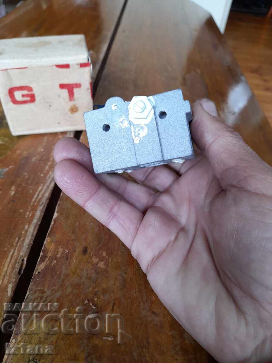 Аукцион Стар въздушен кондензатор КПВ Аукцион Стар въздушен кондензатор КПВ