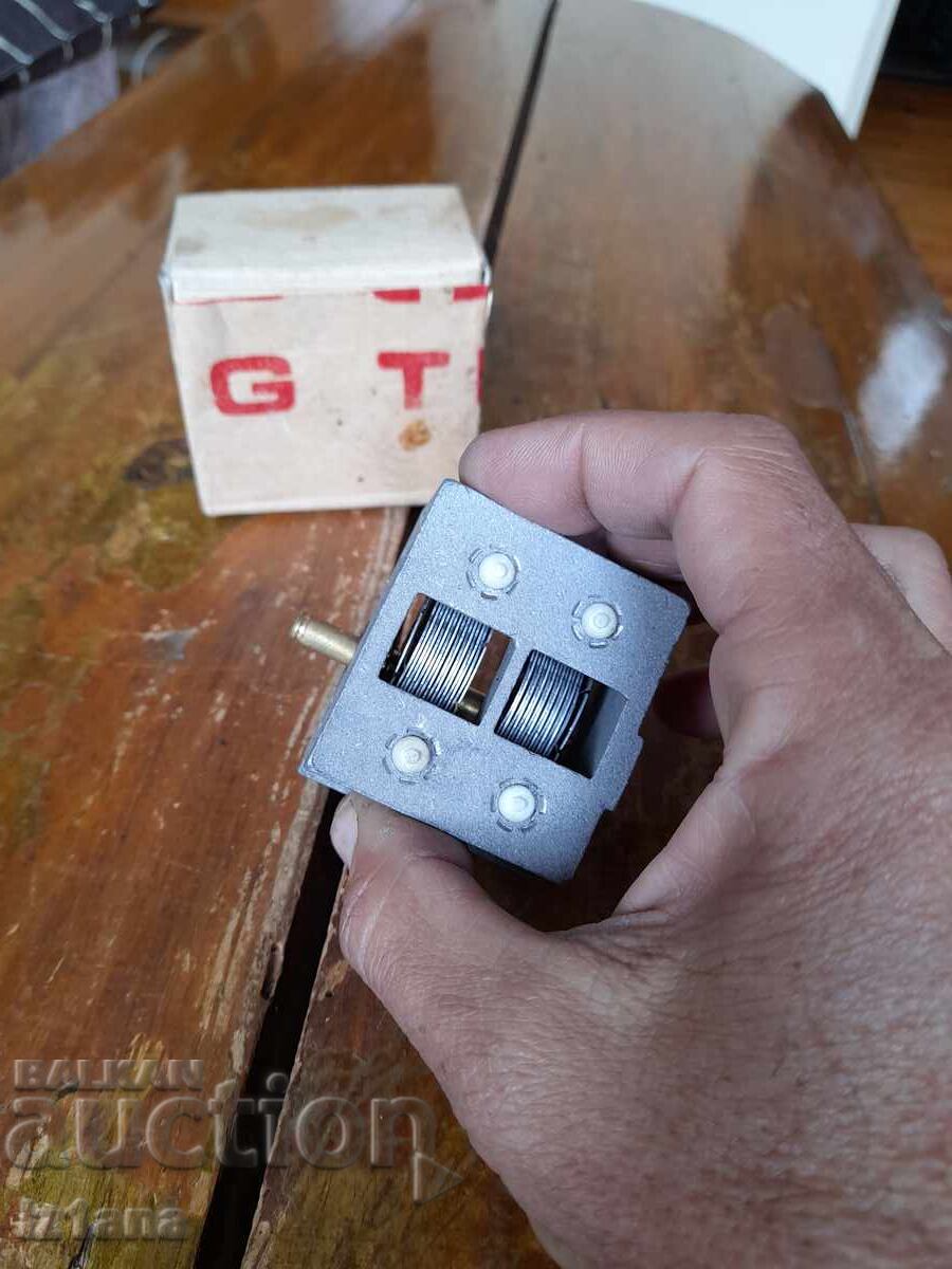 Доставка на Стар въздушен кондензатор КПВ Доставка на Стар въздушен кондензатор КПВ