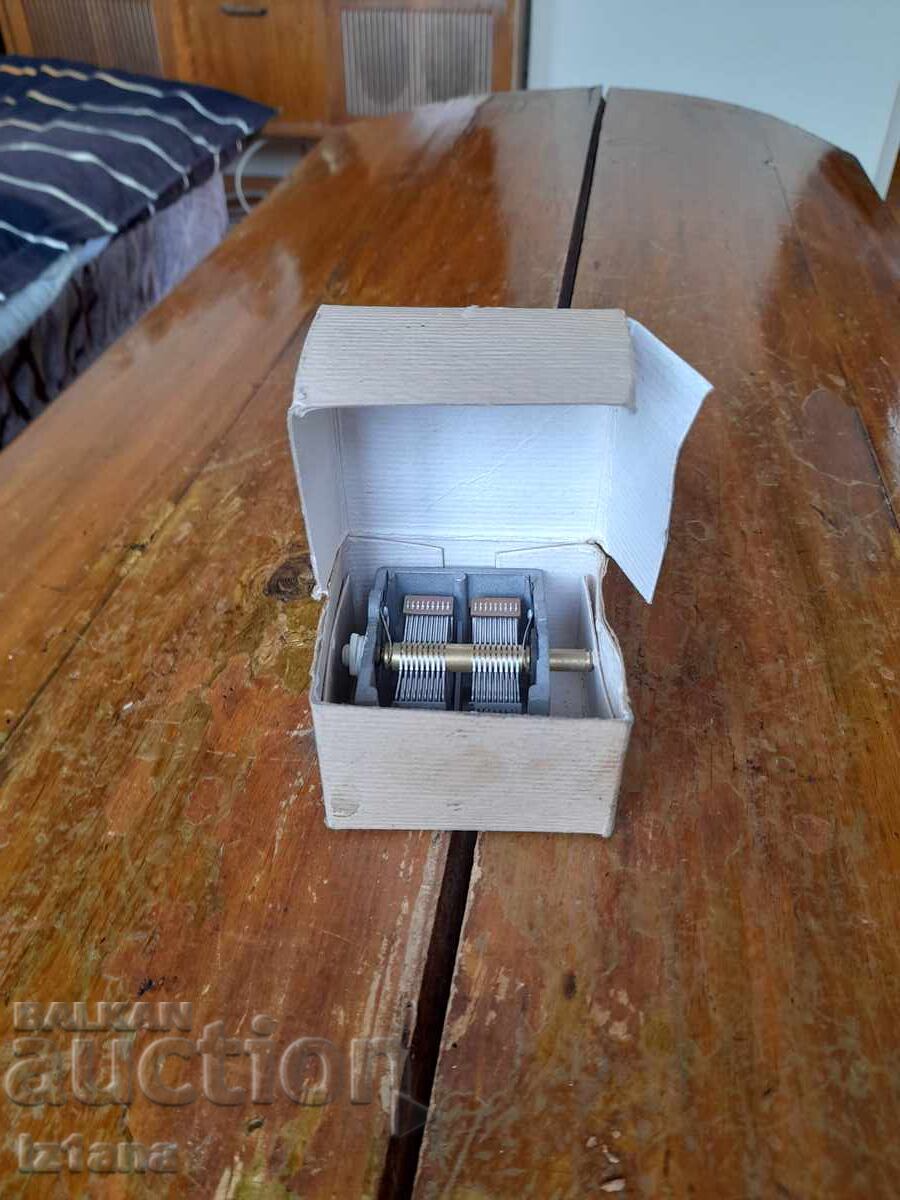 Стар въздушен кондензатор КПВ Стар въздушен кондензатор КПВ