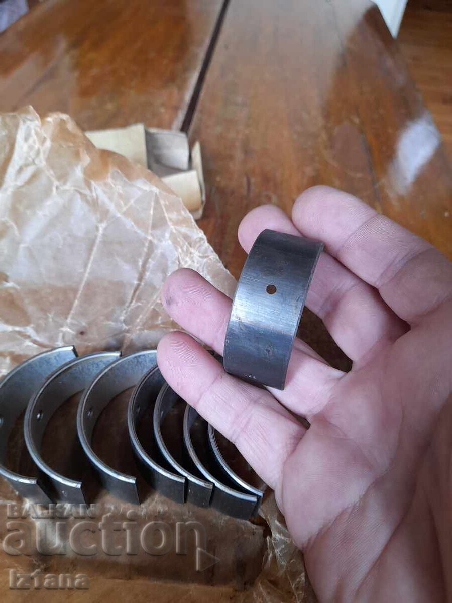 Licitație Rulmenți de bielă vechi Lada, Vaz Licitație Rulmenți de bielă vechi Lada, Vaz