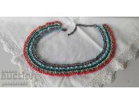 Colier cu mărgele pentru costum popular și batistă de horă
