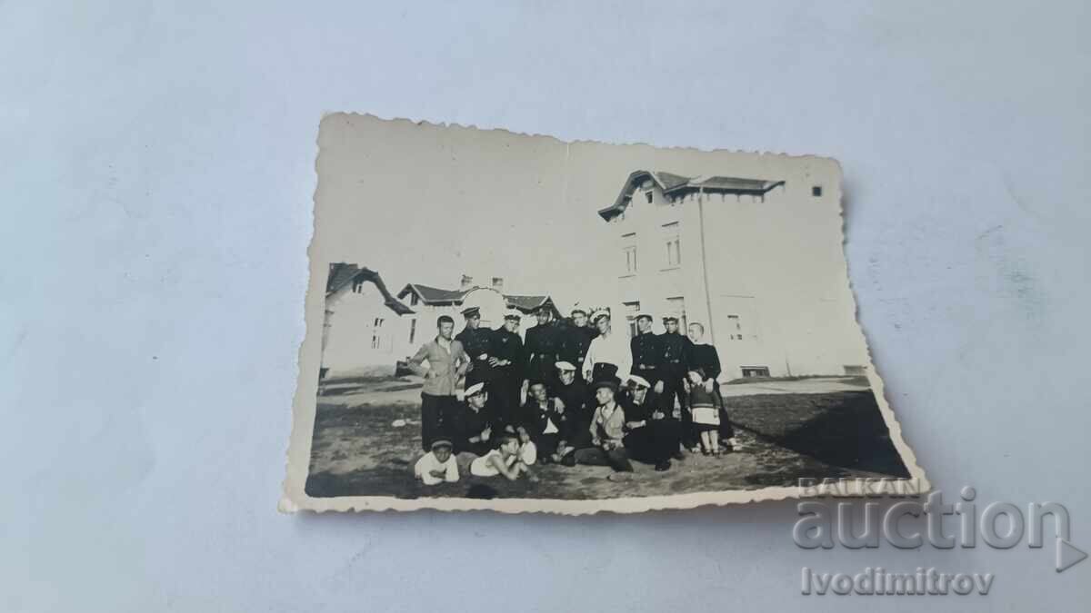 Φωτογραφία Κιουστενδίλη Νέοι κοπέλα και παιδιά 1936