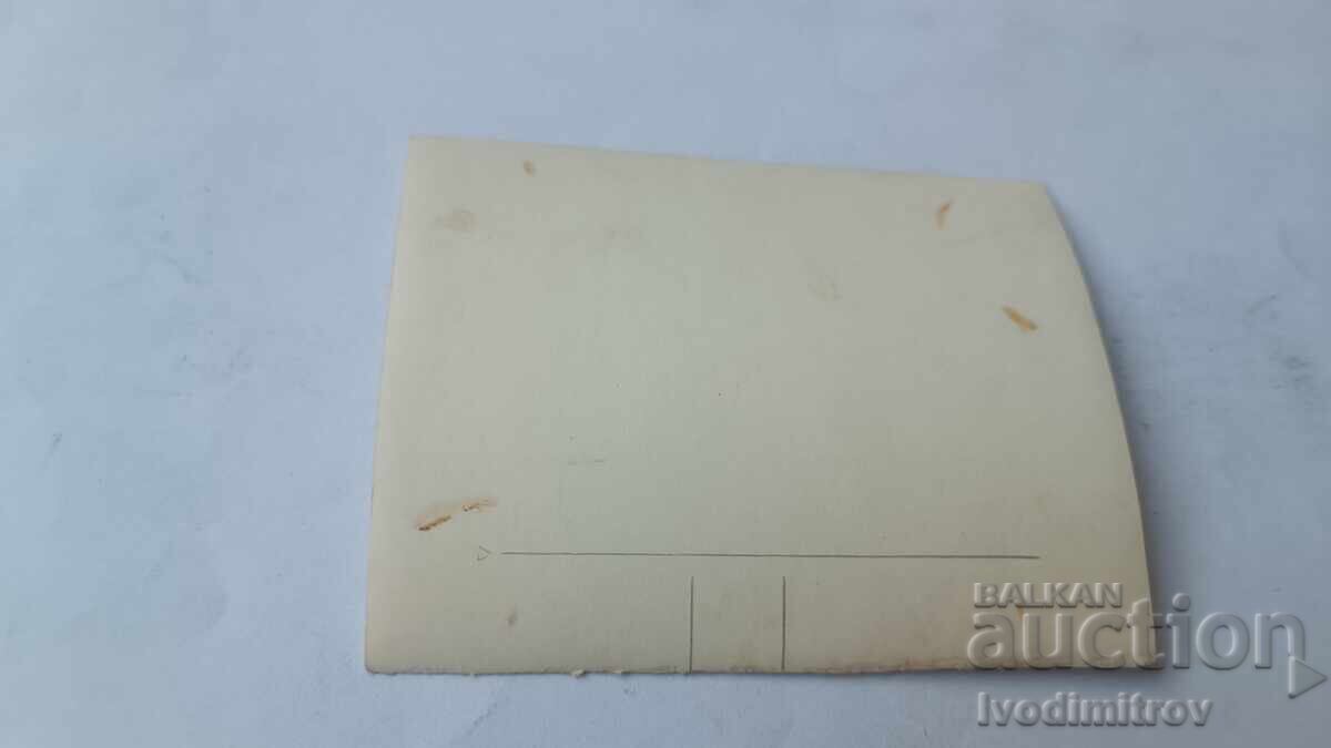 Φωτογραφία Παλαιού αγροτικού σπιτιού με κεραμοσκεπή με τιμή € 1.27 | 2.48 BGN