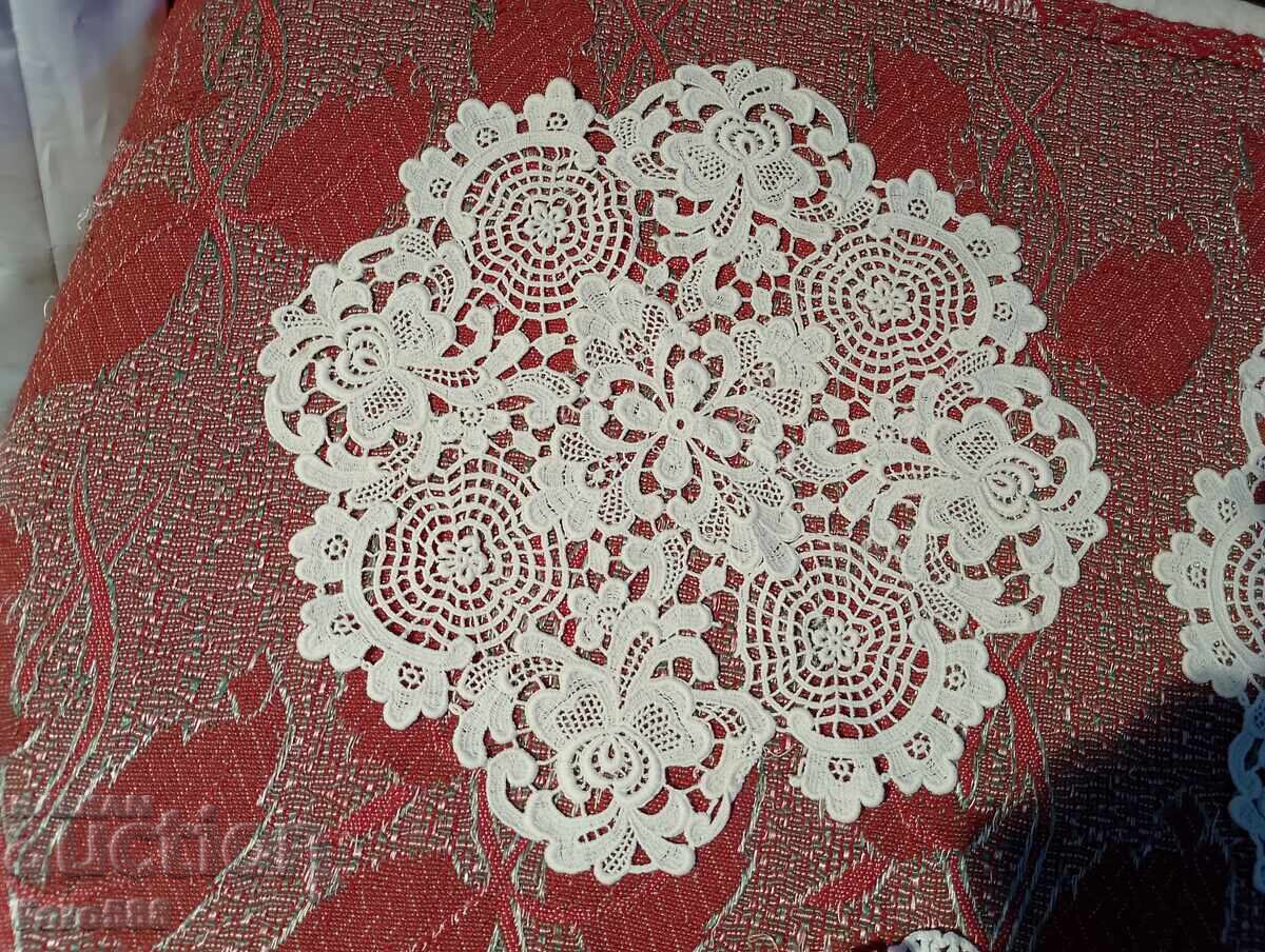 Каре 15 с цена € 1.00 | 1.96 лв.