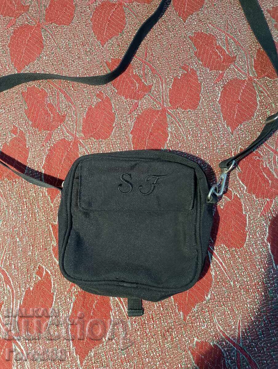 Livrarea Geantă bărbătească Ferrari Livrarea Geantă bărbătească Ferrari