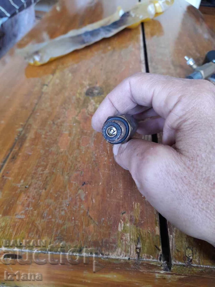 Manometru vechi din cilindru Electron - 6 Manometru vechi din cilindru Electron - 6