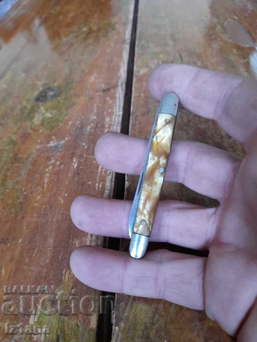 Cuțit de buzunar vechi, lamă, lamă cu preț € 27.00 | 52.81 BGN Cuțit de buzunar vechi, lamă, lamă cu preț € 27.00 | 52.81 BGN