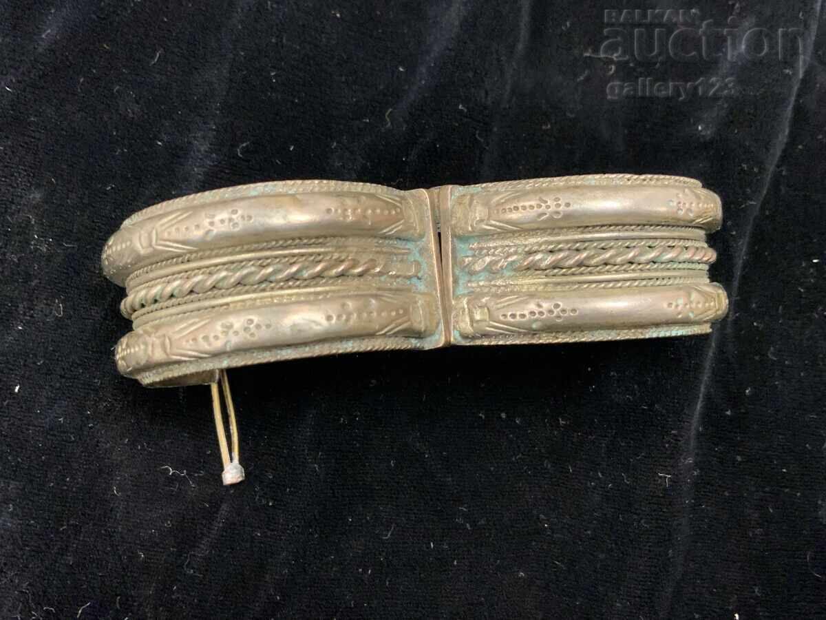 Аукцион Гривна сребро сечан перфектна Аукцион Гривна сребро сечан перфектна