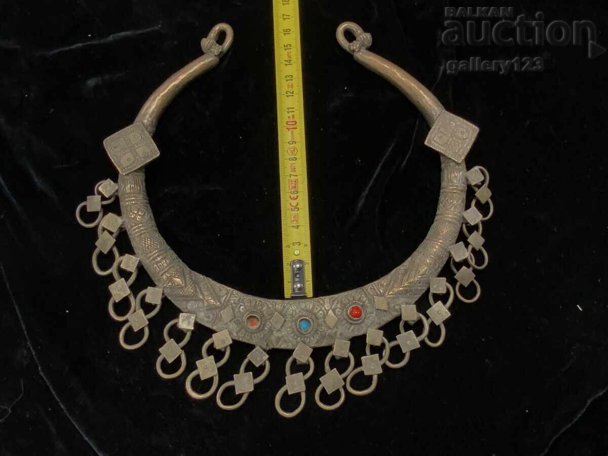 Jewelry torque with colored glass Jewelry torque with colored glass