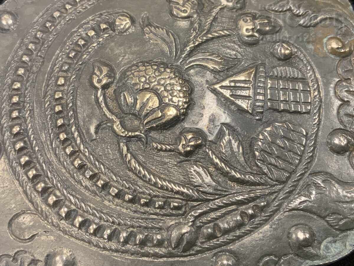 Single buckle Single buckle