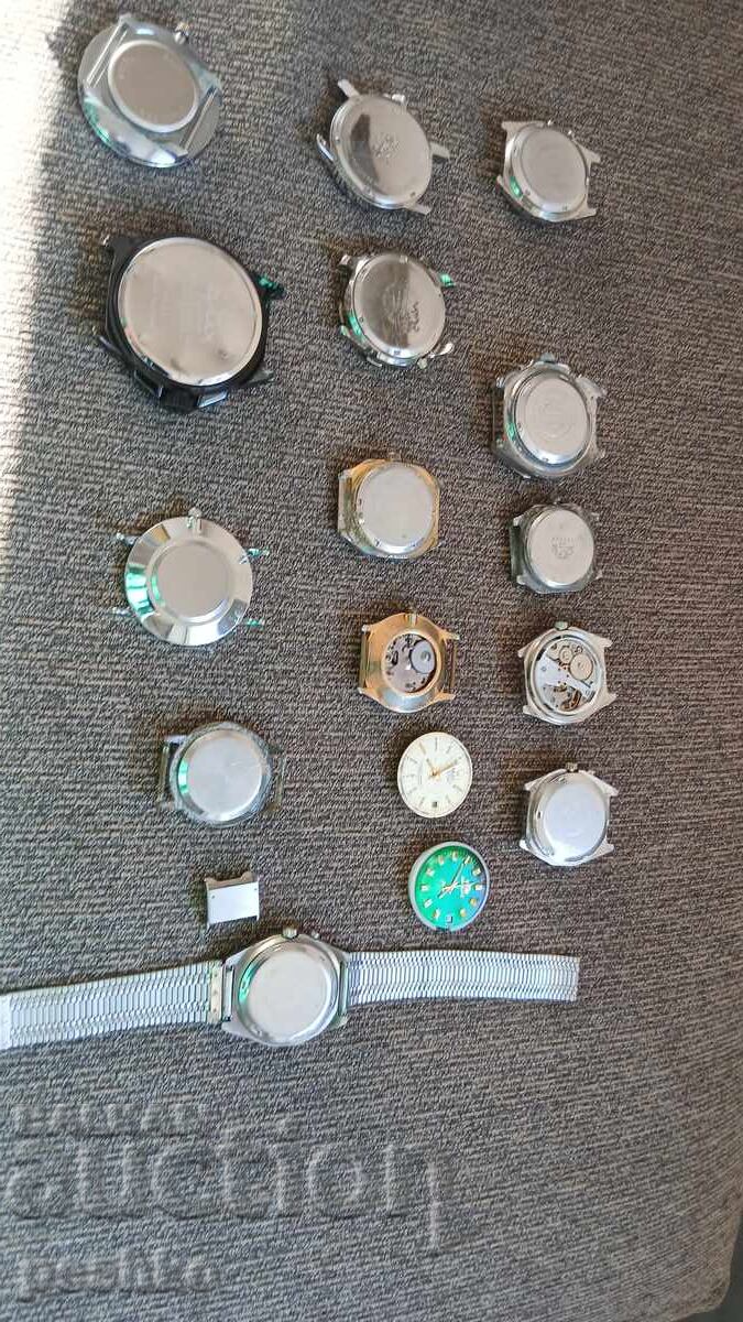 Ceasuri cu preț € 1.50 | 2.93 BGN Ceasuri cu preț € 1.50 | 2.93 BGN