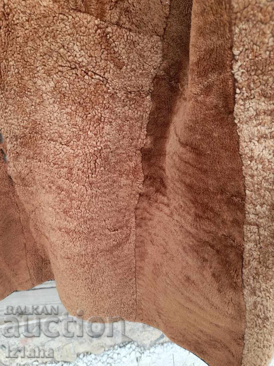 Livrarea Căptușeală veche din piele naturală