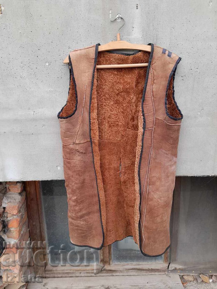 Căptușeală veche din piele naturală