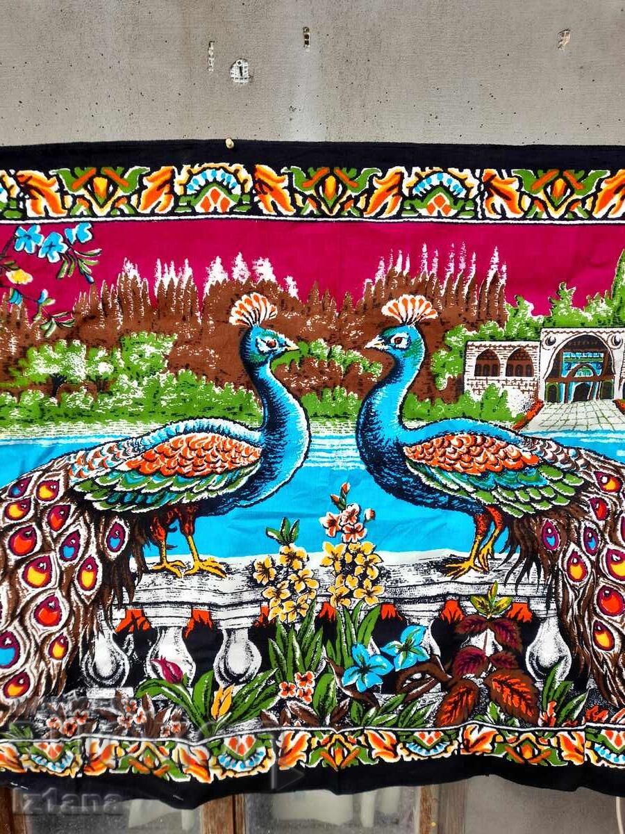 Παράδοση Μοκέτα αντίκα, επένδυση τοίχου