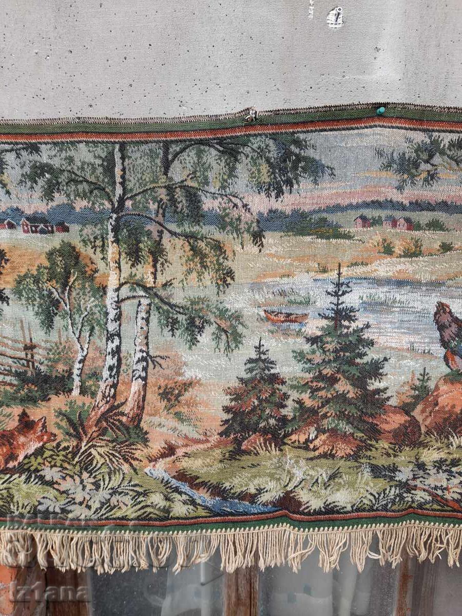 Παράδοση Μοκέτα αντίκα, επένδυση τοίχου