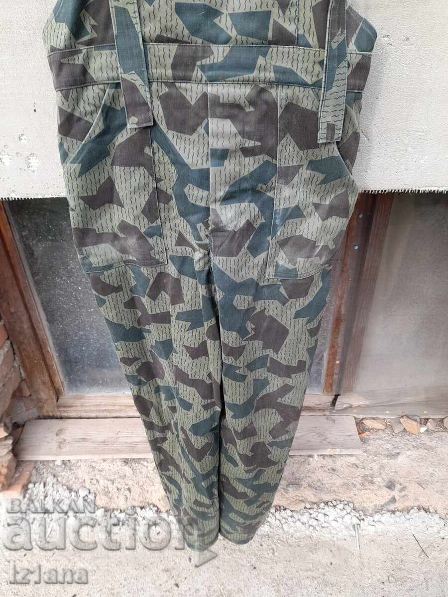 Licitație Salopetă camuflaj Licitație Salopetă camuflaj
