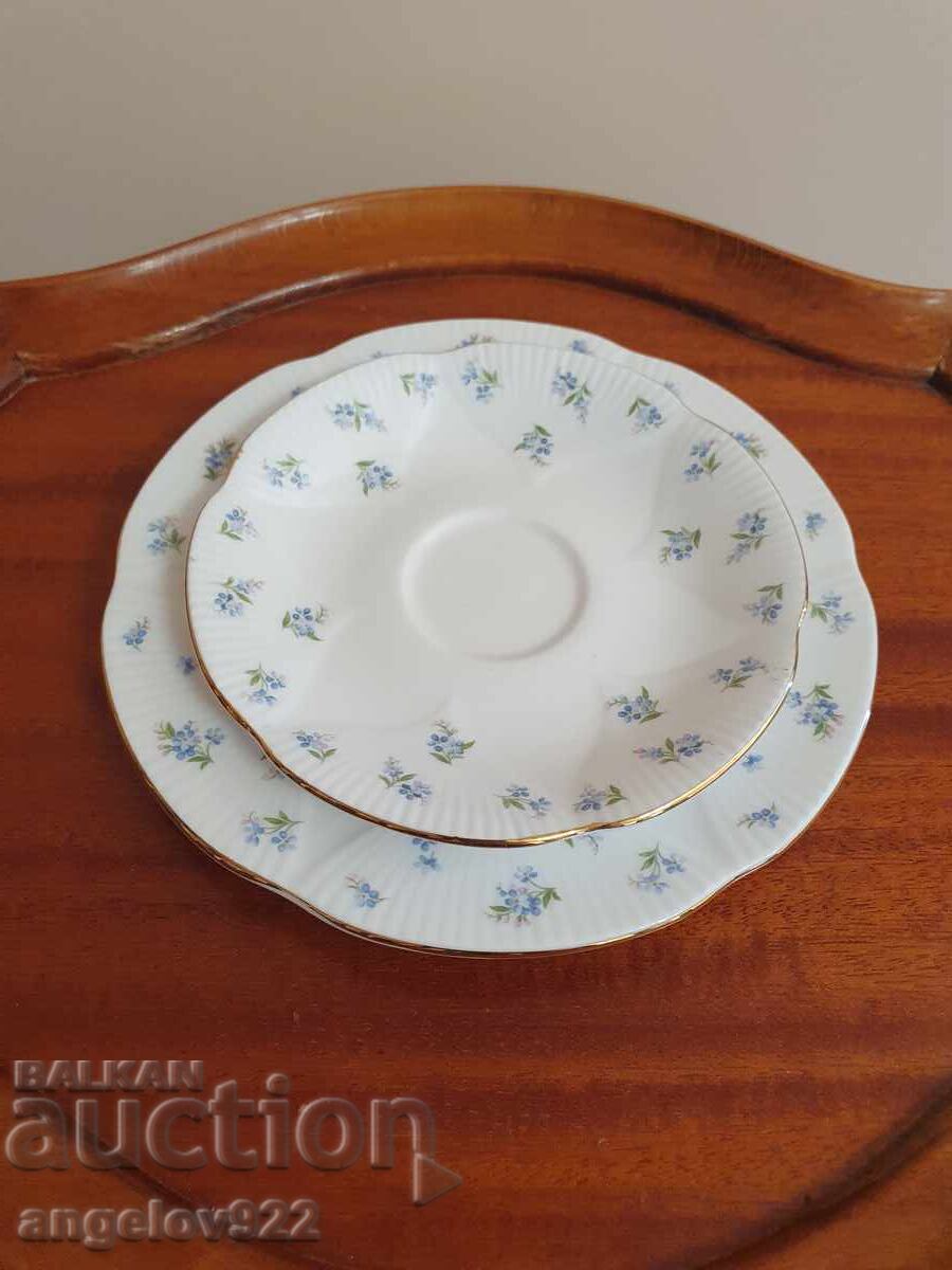 Доставка на Английска порцеланови чашки за кафе ROYAL ALBERT