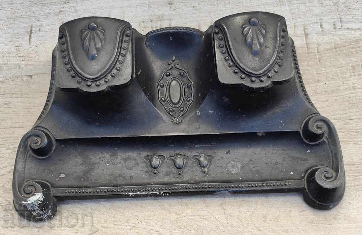 ΠΑΛΙΟ ΜΕΛΑΝΙ ΠΑΛΙΟ ΜΕΛΑΝΙ