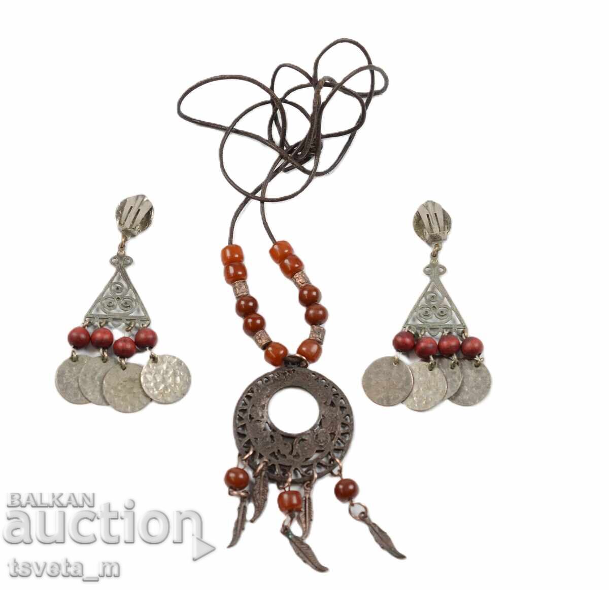 Vintage necklace, pendant, and clip-on earrings with price € 5.00 | 9.78 BGN Vintage necklace, pendant, and clip-on earrings with price € 5.00 | 9.78 BGN