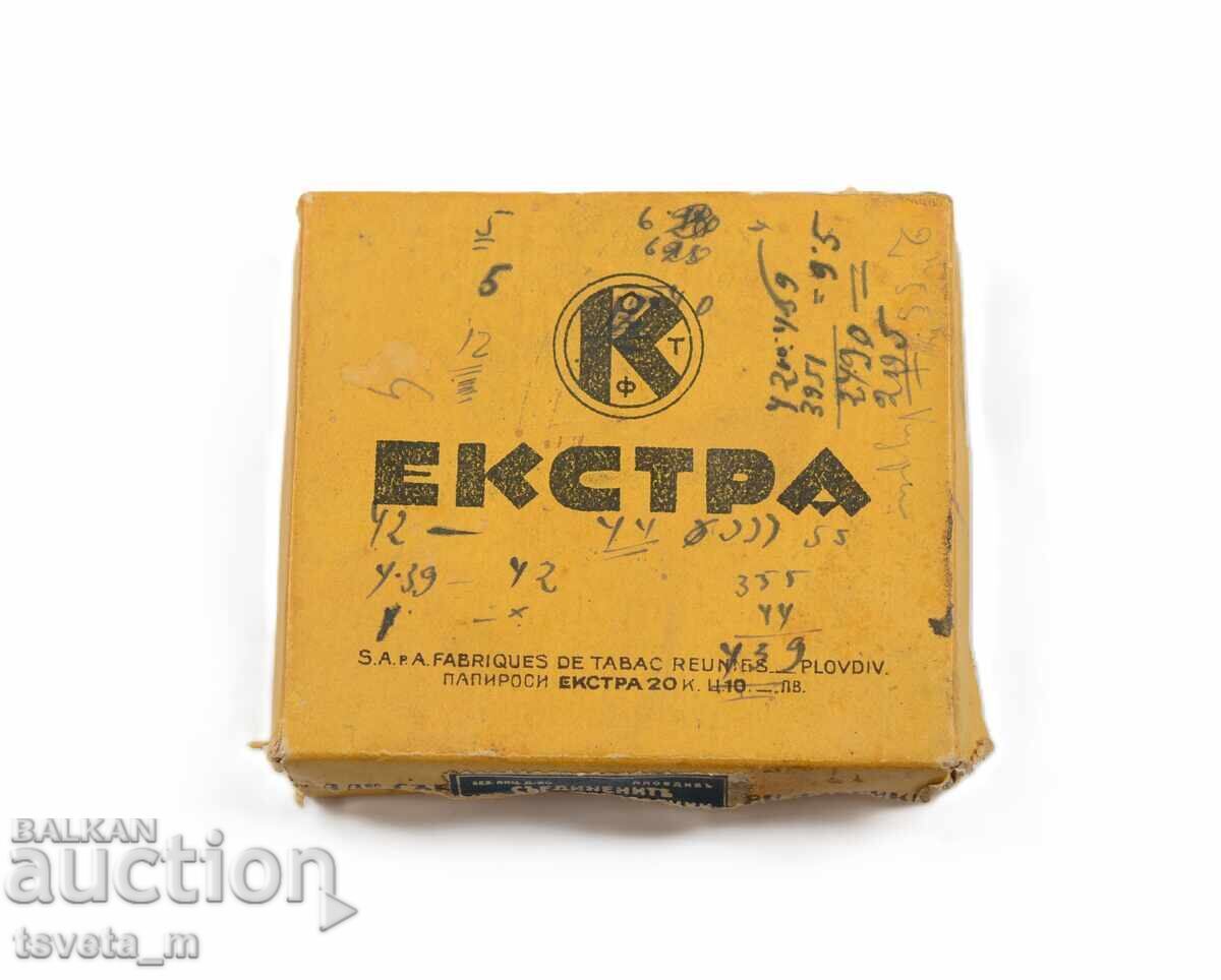 Pachet de țigări Extra de la începutul secolului al XX-lea Pachet de țigări Extra de la începutul secolului al XX-lea