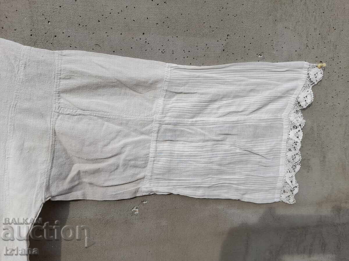 Livrarea Cămașă de rochie cu franjuri de damă vintage