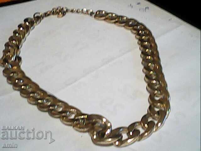 красиво позлатано колие масивно красиво позлатано колие масивно