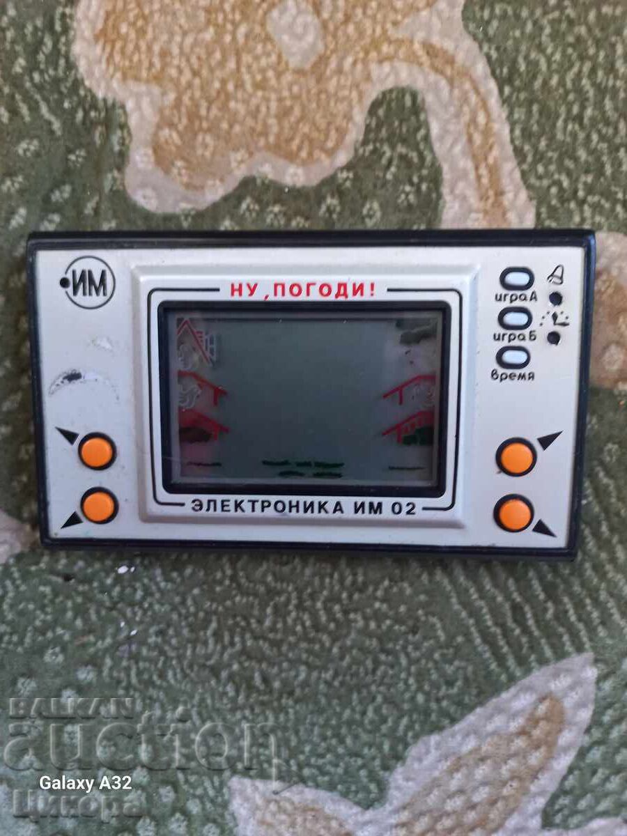 OLD RUSSIAN ELECTRONIC GAME ELECTRONIKA NU POGODI OLD RUSSIAN ELECTRONIC GAME ELECTRONIKA NU POGODI